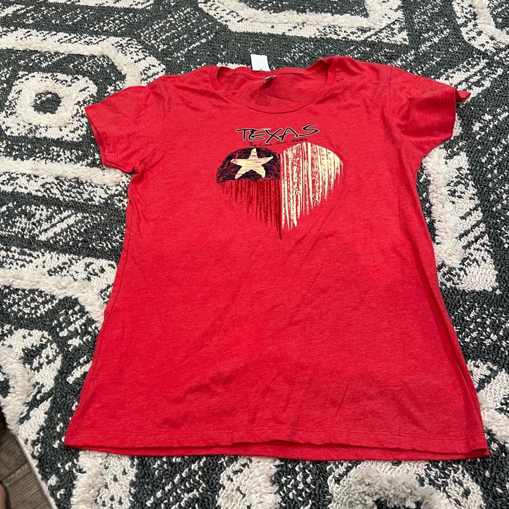 New red t shirt with Texas on front size xxl NWT